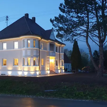 Romantika Villa *