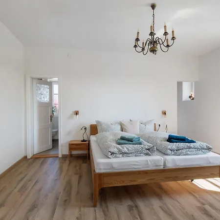 Romantika Villa *