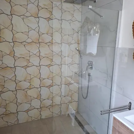 Romantika Apartment *